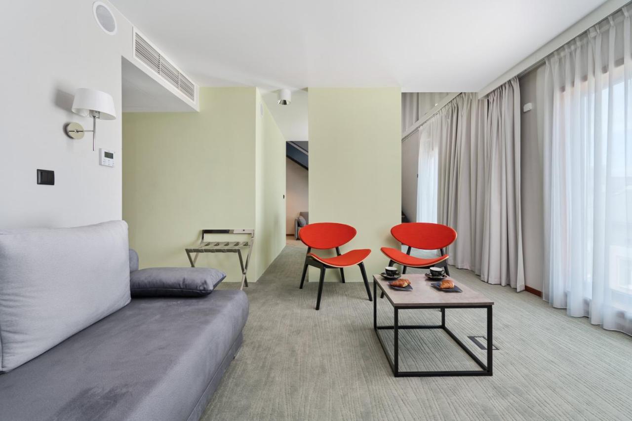 Gwarna Aparthotel City Center Wroclaw By Noclegi Renters Exterior photo